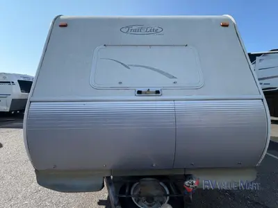 2005 R-Vision Trail Lite photo 2