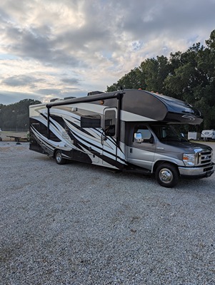 2020 JAYCO GREYHAWK photo 2