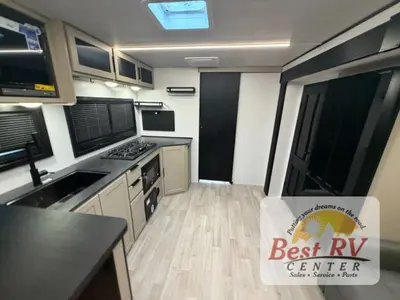 2027 Keystone RV Walkabout photo 21