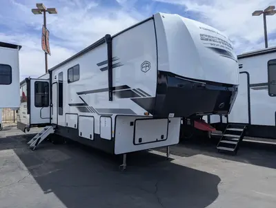 New 2027 Forest River Sierra 3900HBLR