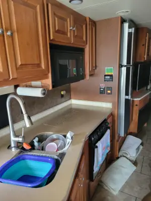 2015 TIFFIN MOTORHOMES ALLEGRO OPEN ROAD photo 4