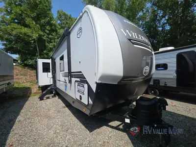 New 2027 Forest River Wildwood Heritage Glen 308RL