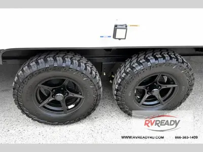 2027 Forest River RV Cherokee Grey Wolf Black Label photo 35