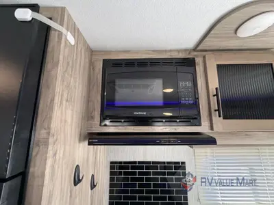 2021 Forest River RV Cherokee Alpha Wolf photo 17