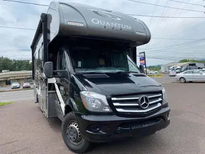 2019 Thor Motor Coach Quantum Sprinter photo 2