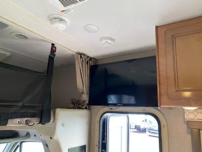 2019 Thor Motor Coach Quantum Sprinter photo 33