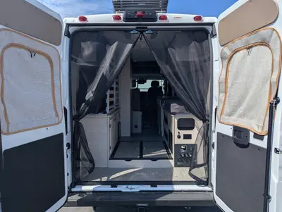 2027 Winnebago Solis photo 9