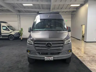 2025 Storyteller Overland DARK MODE OG photo 3