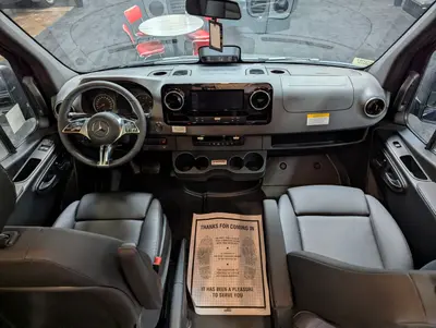 2027 Storyteller Overland Darkmode photo 20