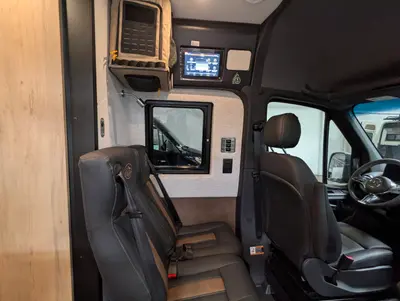 2027 Storyteller Overland Darkmode photo 23