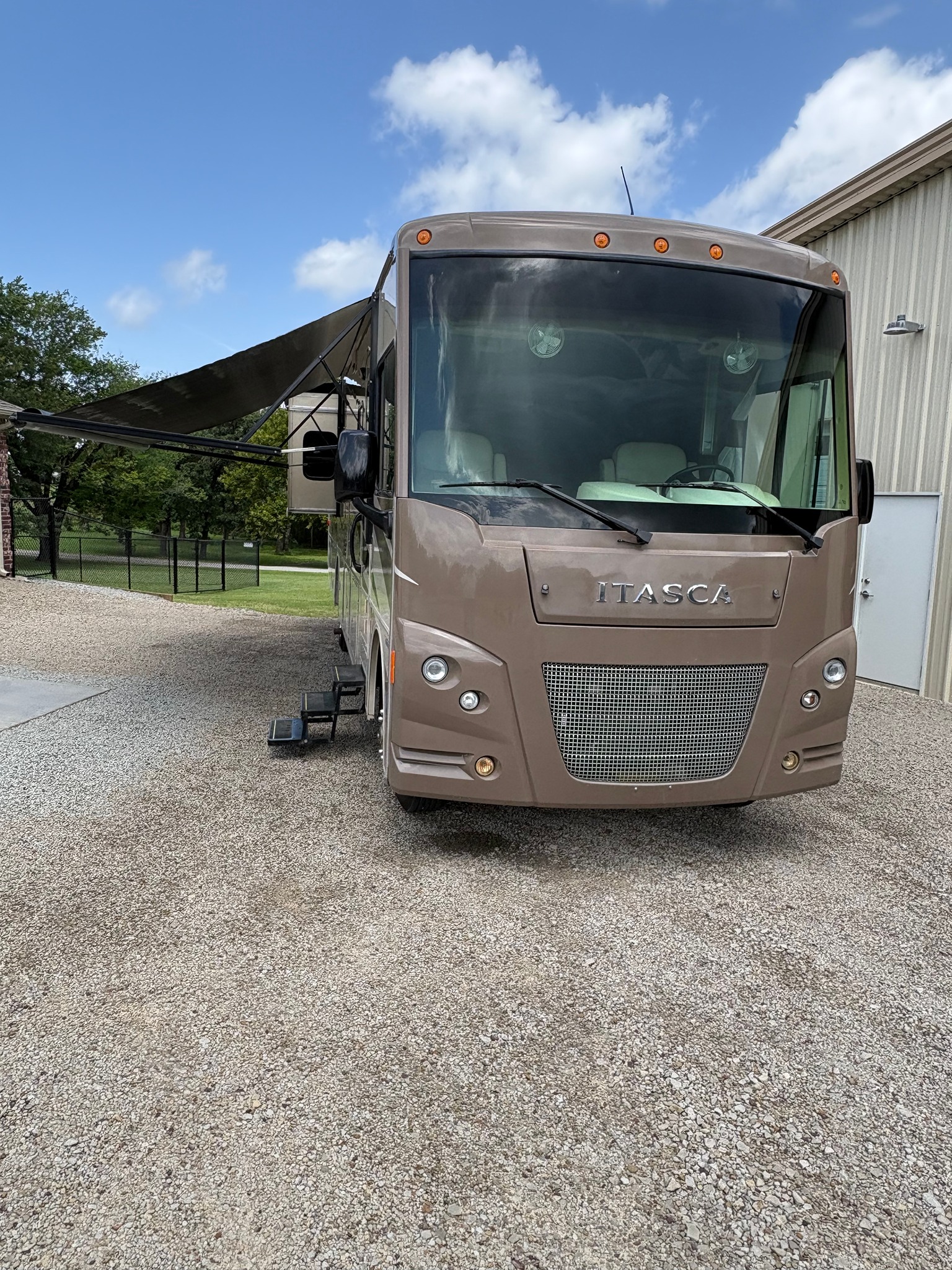2015 ITASCA SUNSTAR exterior