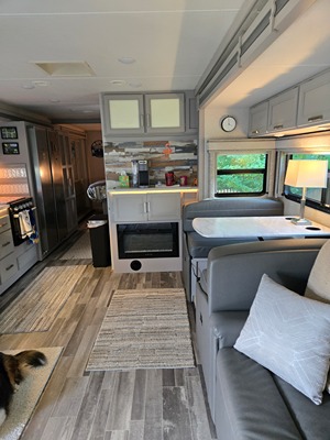 2024 THOR MOTOR COACH INDIGO photo 6