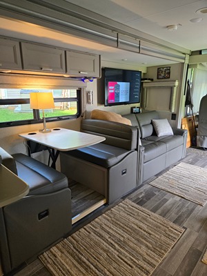 2024 THOR MOTOR COACH INDIGO photo 7