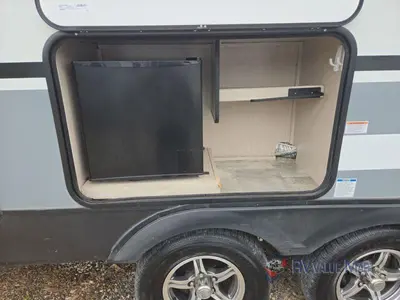 2022 Coachmen RV Apex Ultra-Lite photo 11