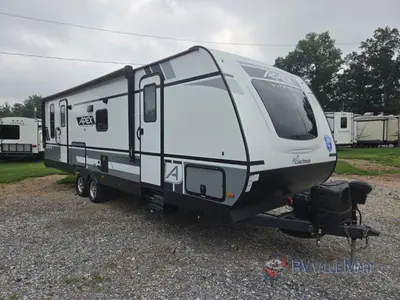 2022 Coachmen RV Apex Ultra-Lite photo 2