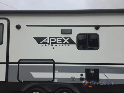 2022 Coachmen RV Apex Ultra-Lite photo 17