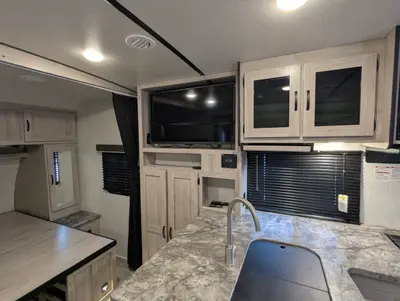 2022 Coachmen Northern Spirit Ultra Lite 1943RB photo 14