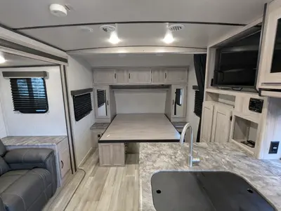 2022 Coachmen Northern Spirit Ultra Lite 1943RB photo 10