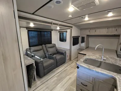 2022 Coachmen Northern Spirit Ultra Lite 1943RB photo 8