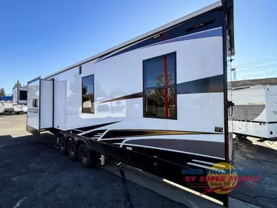 2026 Forest River RV Shockwave photo 5