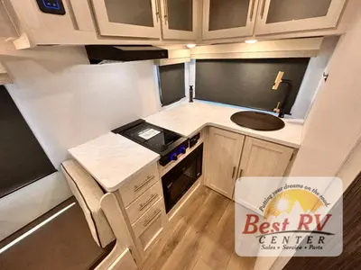 2027 Forest River R-POD photo 38