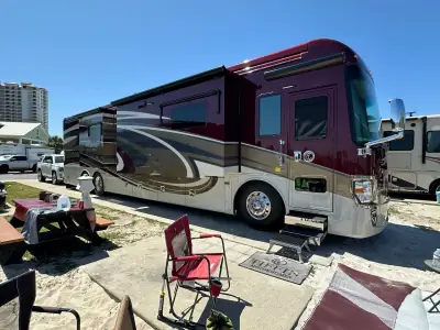 2015 TIFFIN MOTORHOMES ZEPHYR photo 4