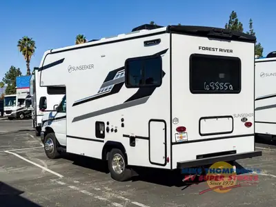2026 Forest River RV Sunseeker LE photo 5