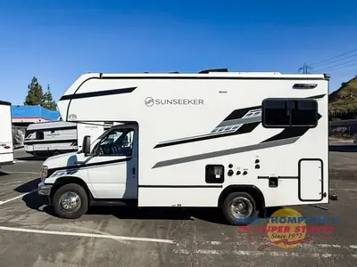 2026 Forest River RV Sunseeker LE photo 4