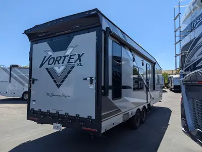 2025 Genesis Supreme RV Vortex photo 11