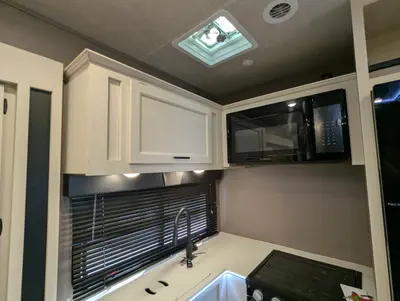2025 Genesis Supreme RV Vortex photo 33