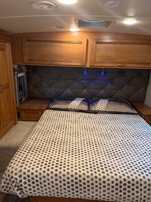 2017 WINNEBAGO ASPECT photo 9