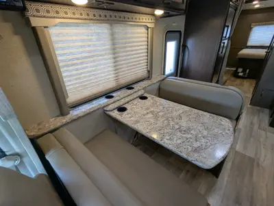 2020 Thor Motor Coach Four Winds photo 12