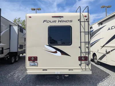 2020 Thor Motor Coach Four Winds photo 5