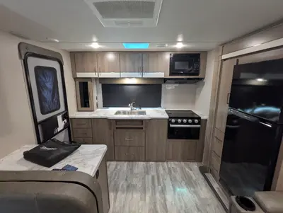 2023 Grand Design Imagine XLS photo 31
