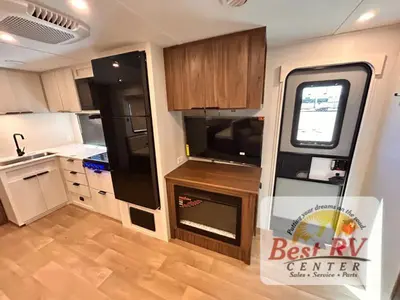 2027 Winnebago Access photo 20