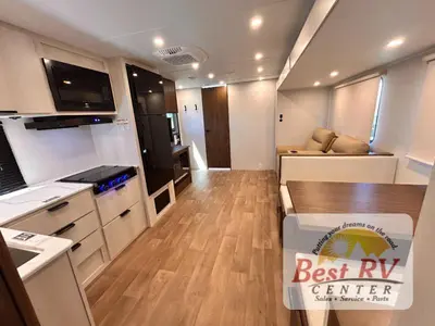 2027 Winnebago Access photo 30