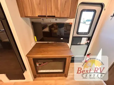 2027 Winnebago Access photo 22