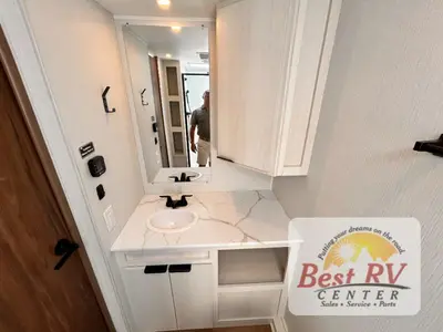 2027 Winnebago Access photo 50
