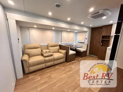 2027 Winnebago Access photo 8