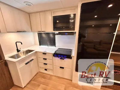 2027 Winnebago Access photo 24