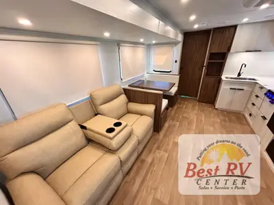 2027 Winnebago Access photo 13