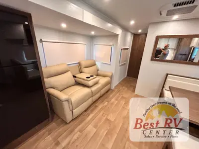 2027 Winnebago Access photo 13