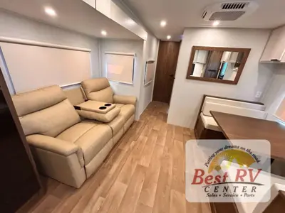 2027 Winnebago Access photo 14