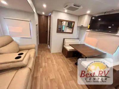 2027 Winnebago Access photo 17