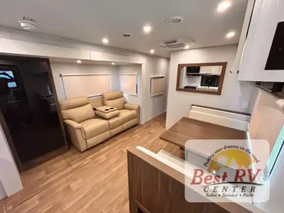2027 Winnebago Access photo 8