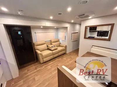 2027 Winnebago Access photo 9