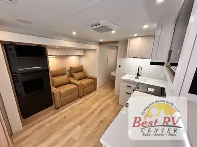 2027 Winnebago Thrive photo 8