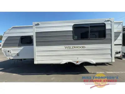 2026 Forest River RV Wildwood photo 7