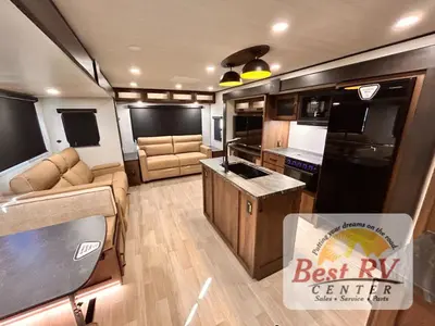 2027 Keystone Bullet Premium photo 11