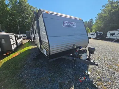Used 2022 Dutchmen Coleman 17B
